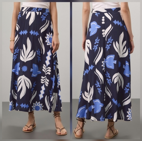 Fifteen Twenty Dresses & Skirts - Fifteen Twenty Lexi Skirt Viscose Side zipper closure Size S